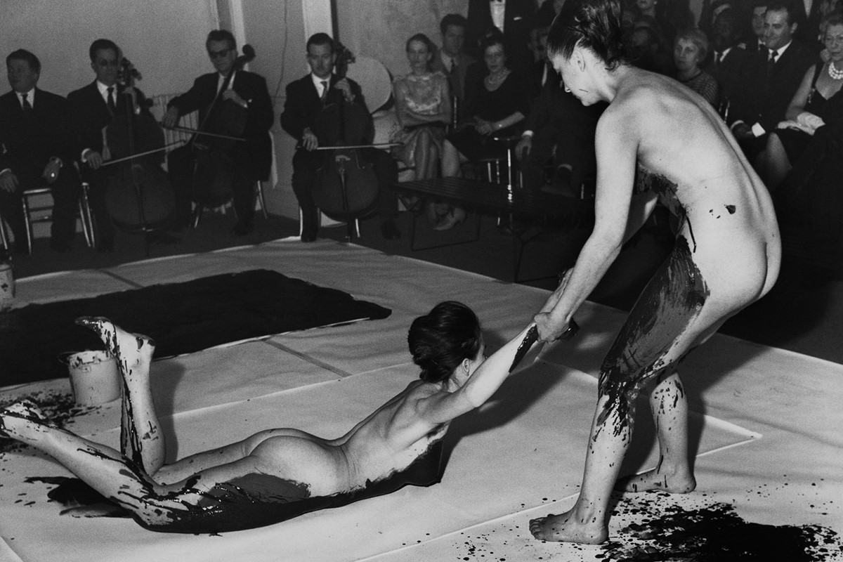 The Yves Klein Series That Saw Naked Women Become The Paintbrush Another