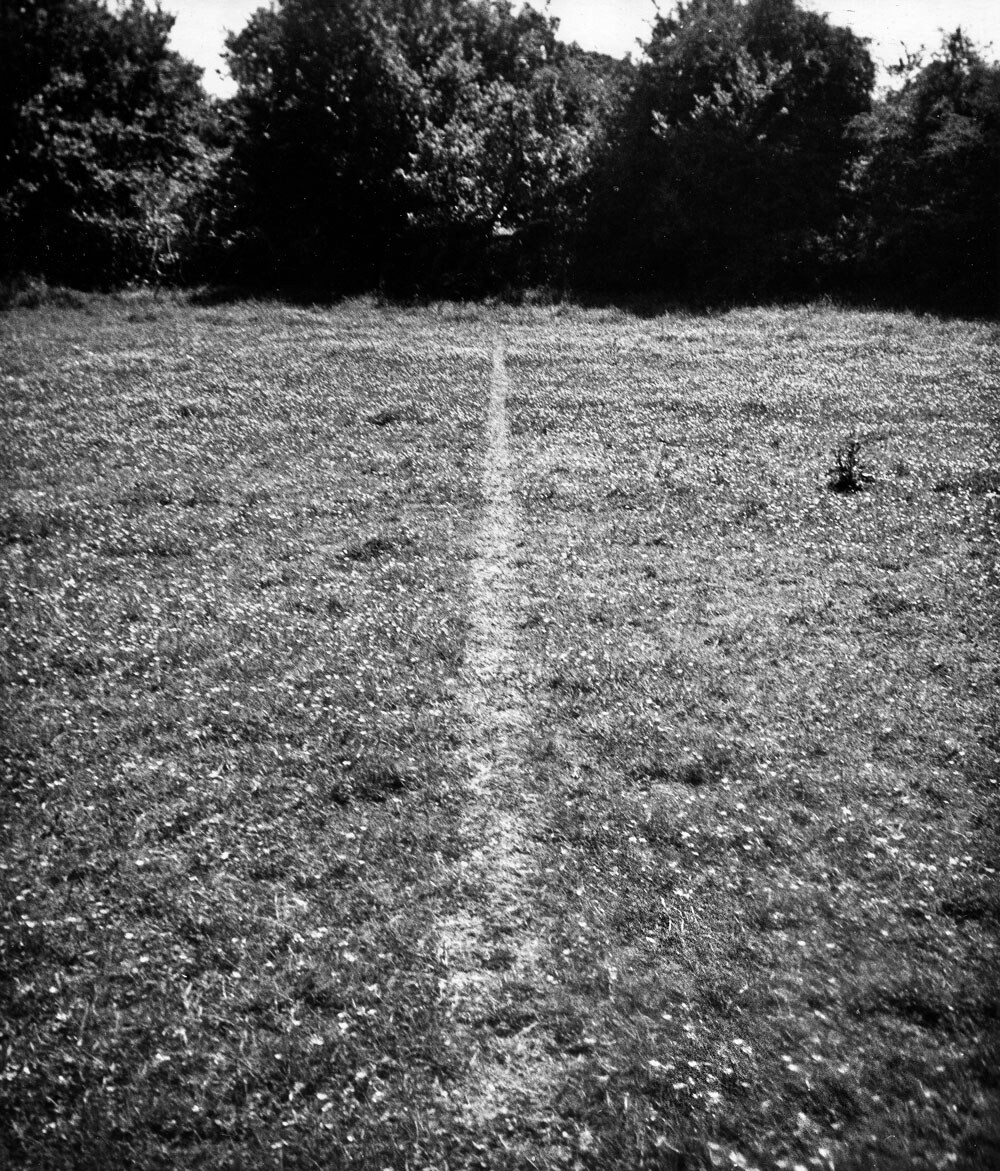 Richard Long, A Line Made By Walking, 1967
