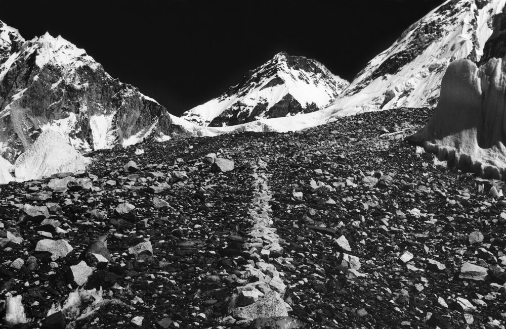 Richard Long, A Line in the Himalayas, 1975