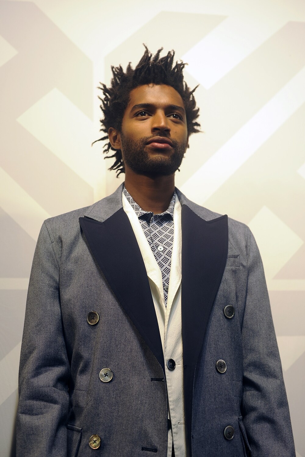 Hardy Amies S/S15