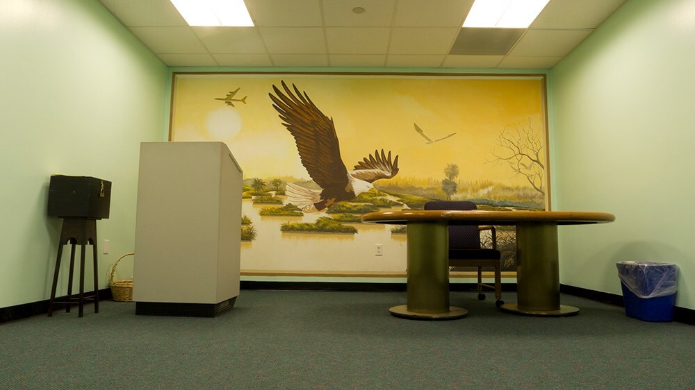 MIAMI_airport_crop