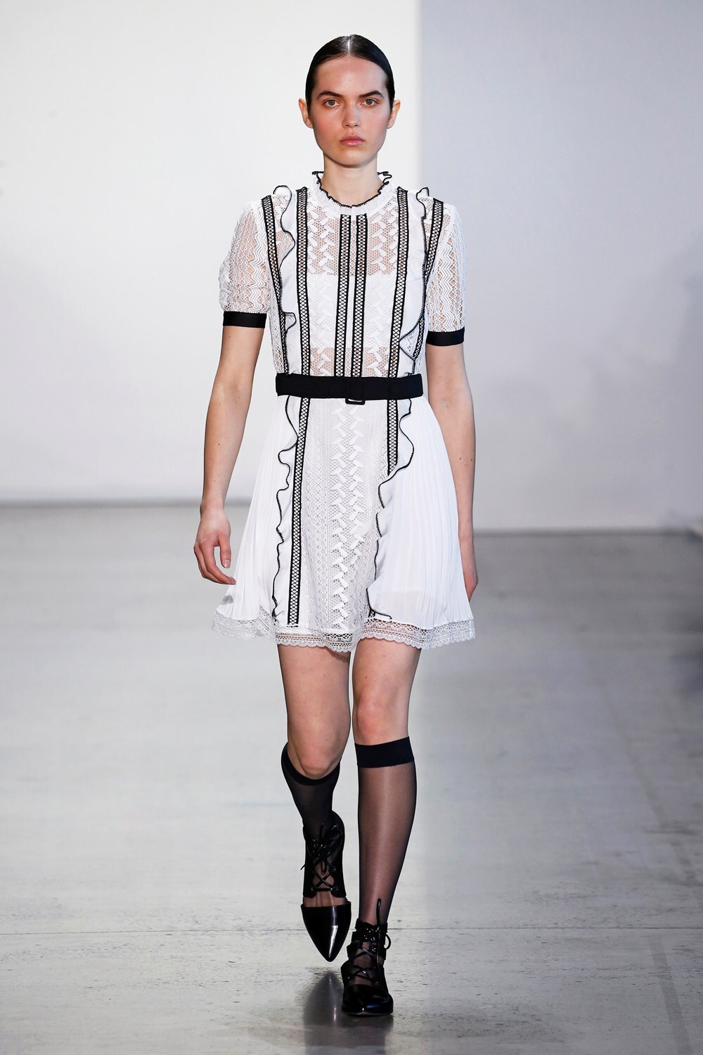 FW19DLR_Selfportrait_look_27