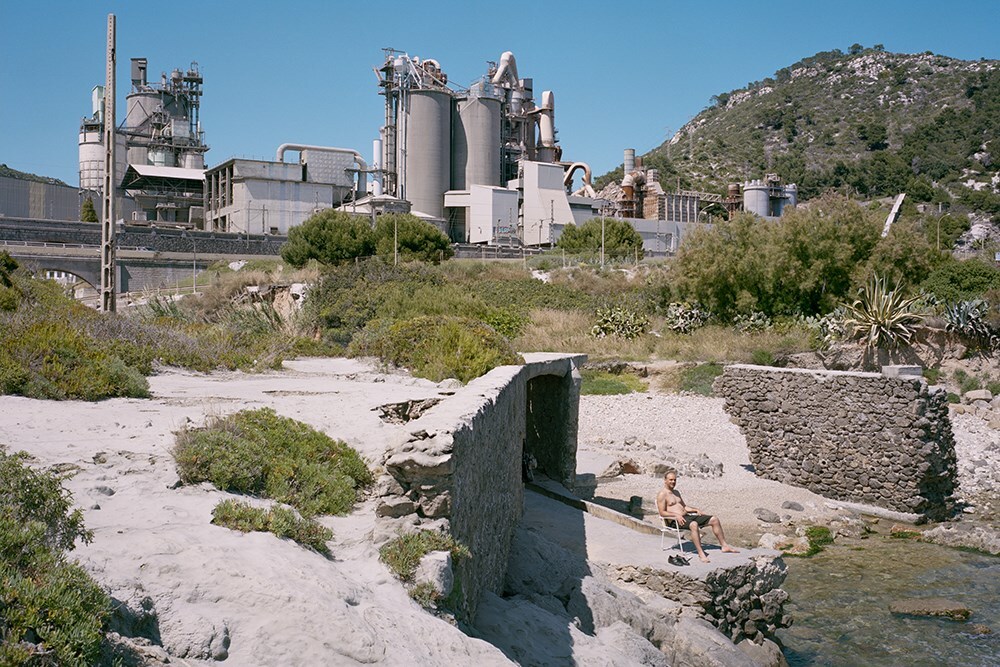 Txema Salvans, image from Perfect Day (MACK, 2020)