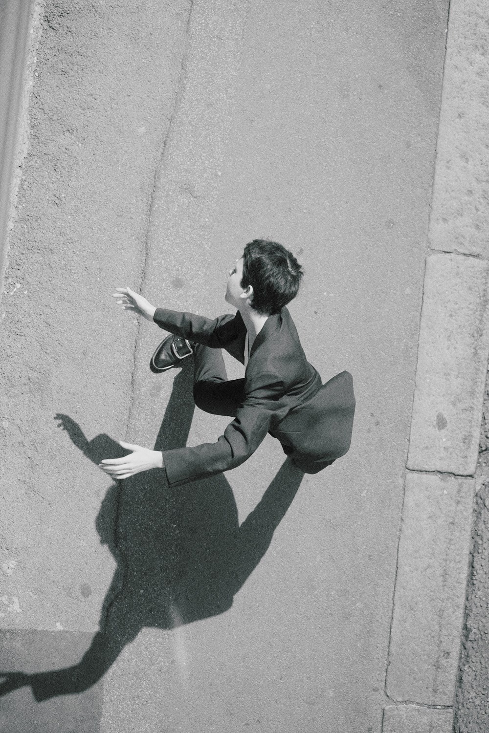 HI HELLO - ROMAIN DUQUESNE_10