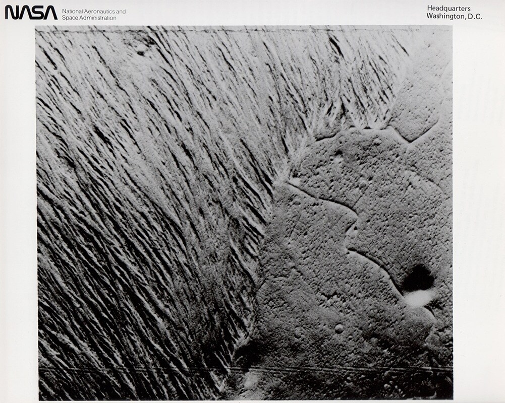 Unusual surface feature on Mars, Viking Orbiter, June 1978