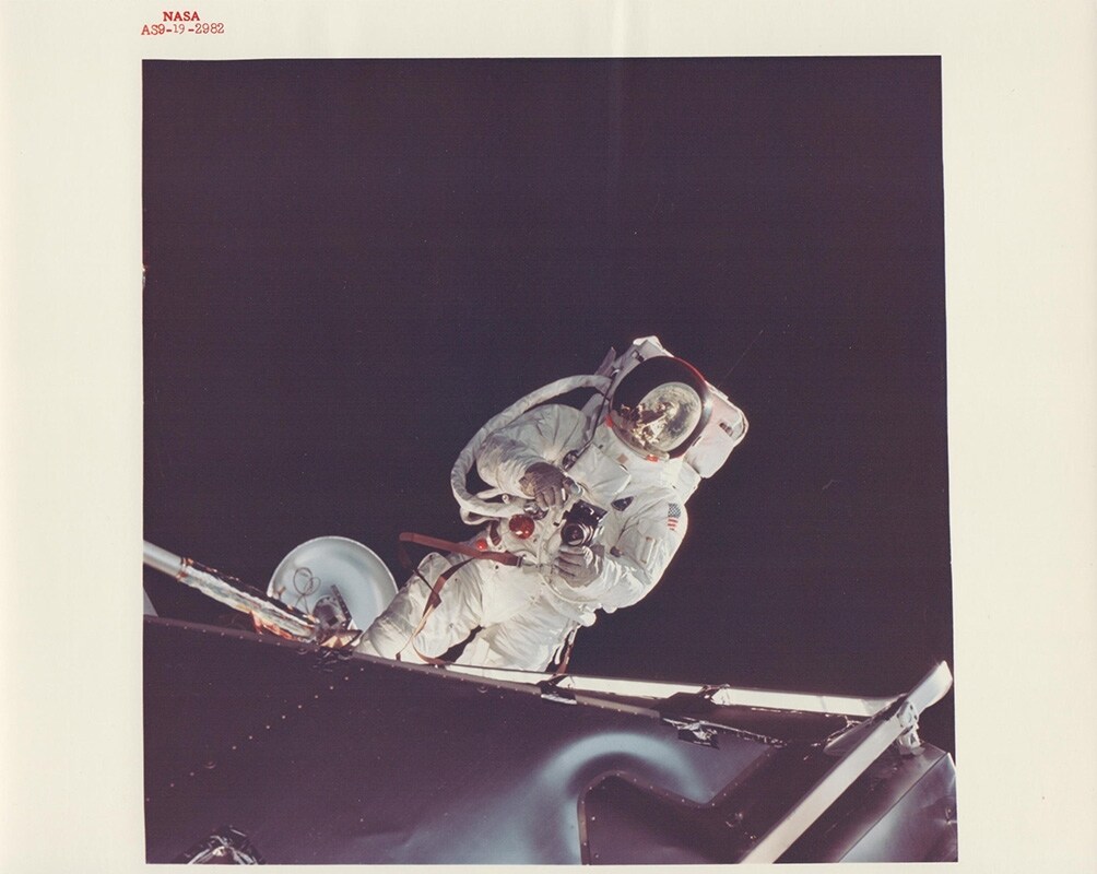 David Scott, Russell Schweickart tests the new Apollo spaces