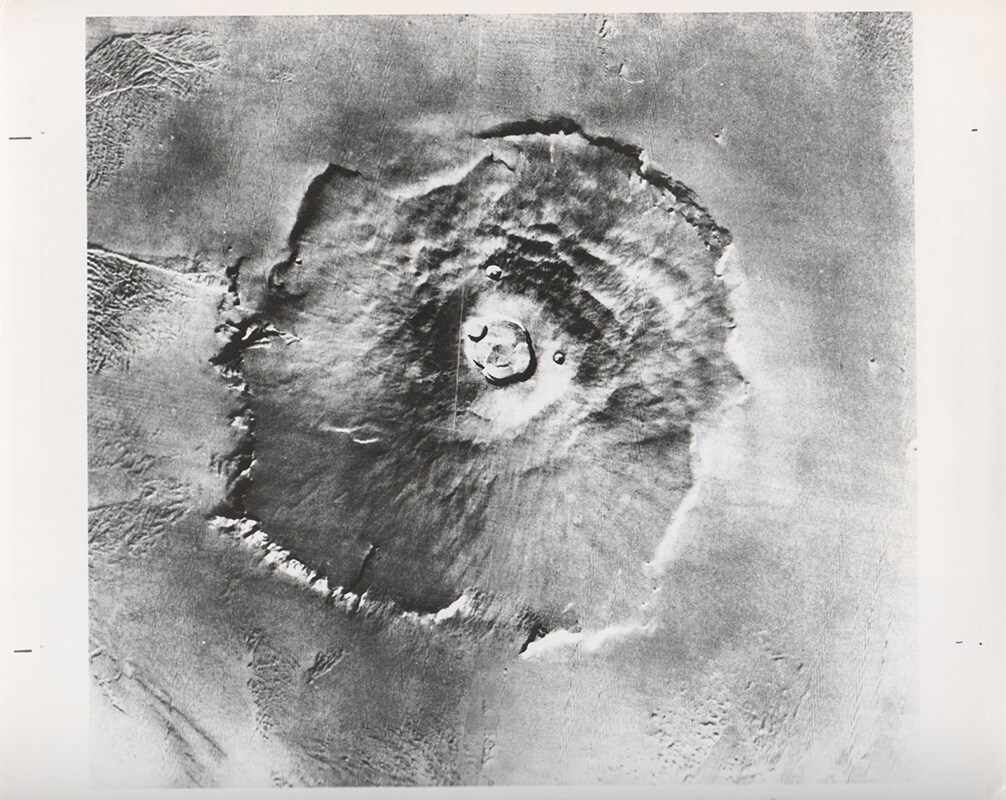 Mars, Olympus Mons, Mariner 9, 1972