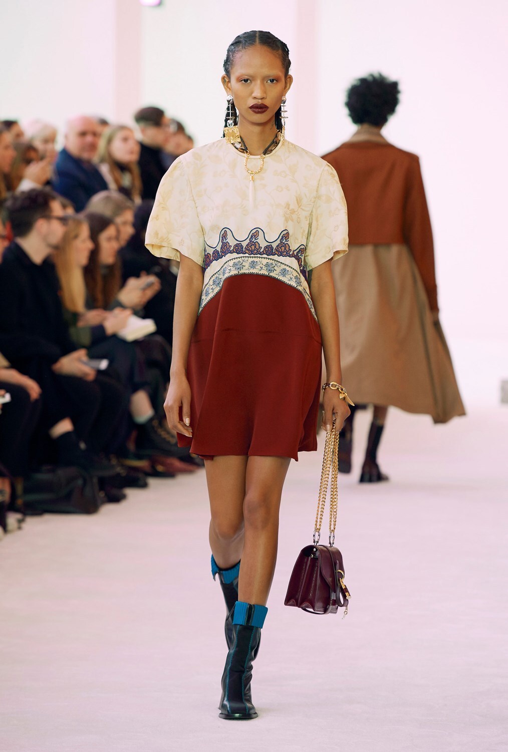 Chloé Fall Winter 2019 AW19 Paris Fashion Week