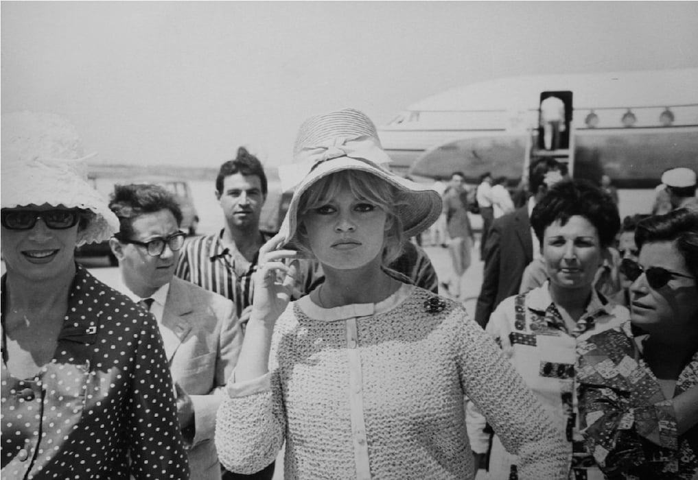 Patrick-Morin,-Bardot-ariving-at-Rome's-Fiumicino-