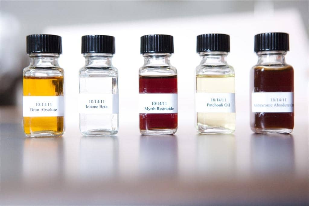 Raw perfumes at Clinique Aromatics Elixir 40th Anniversary S