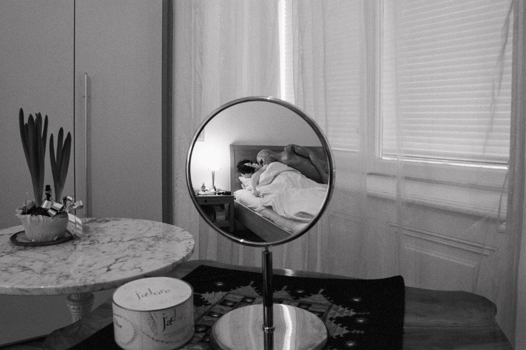 id_bertlmann_2981_TopU29BedroomimSpiegel2005Printa