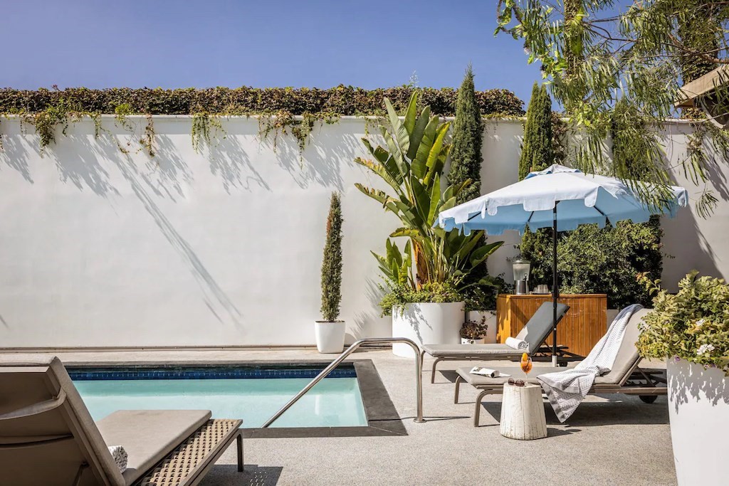 Kimpton La Peer hotel
