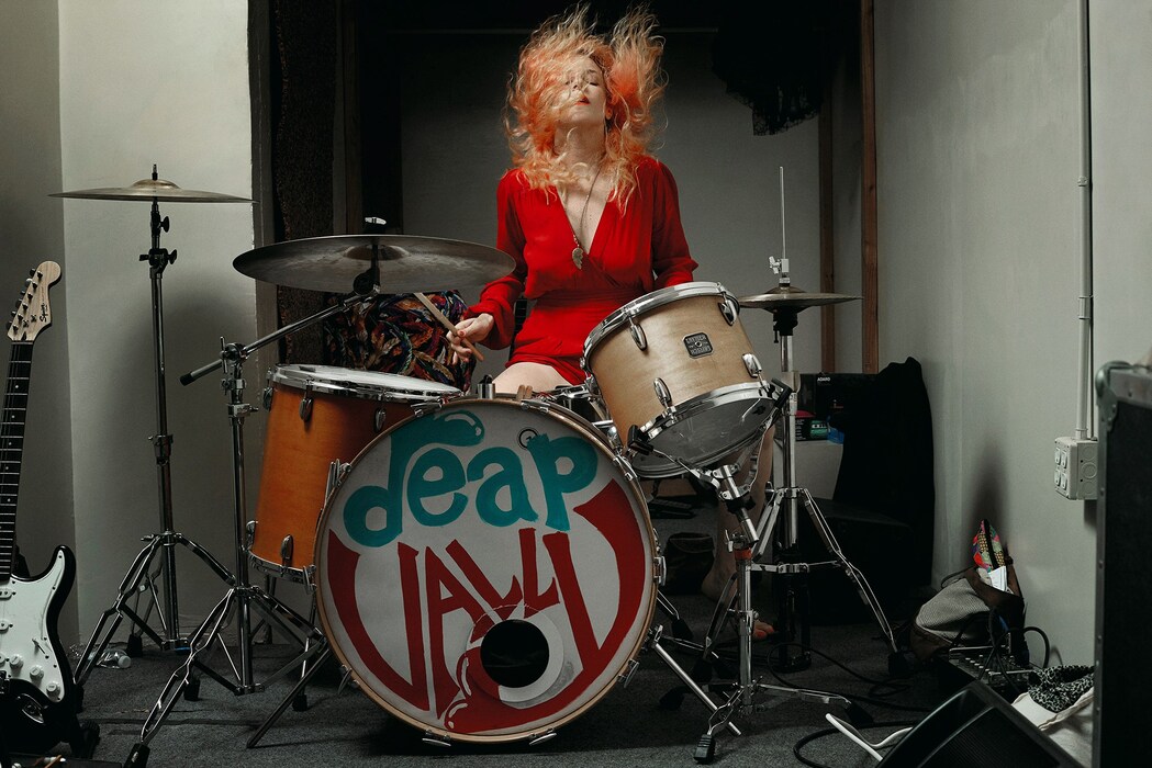 6_Julie Edwards