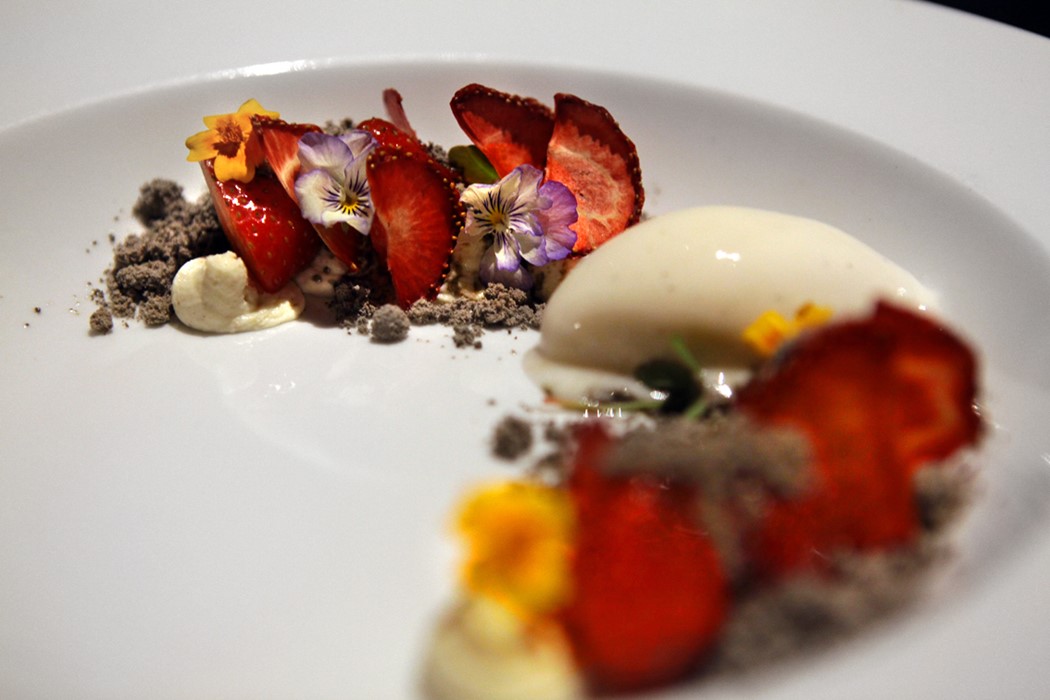 Fiskebaren liquorice strawberries