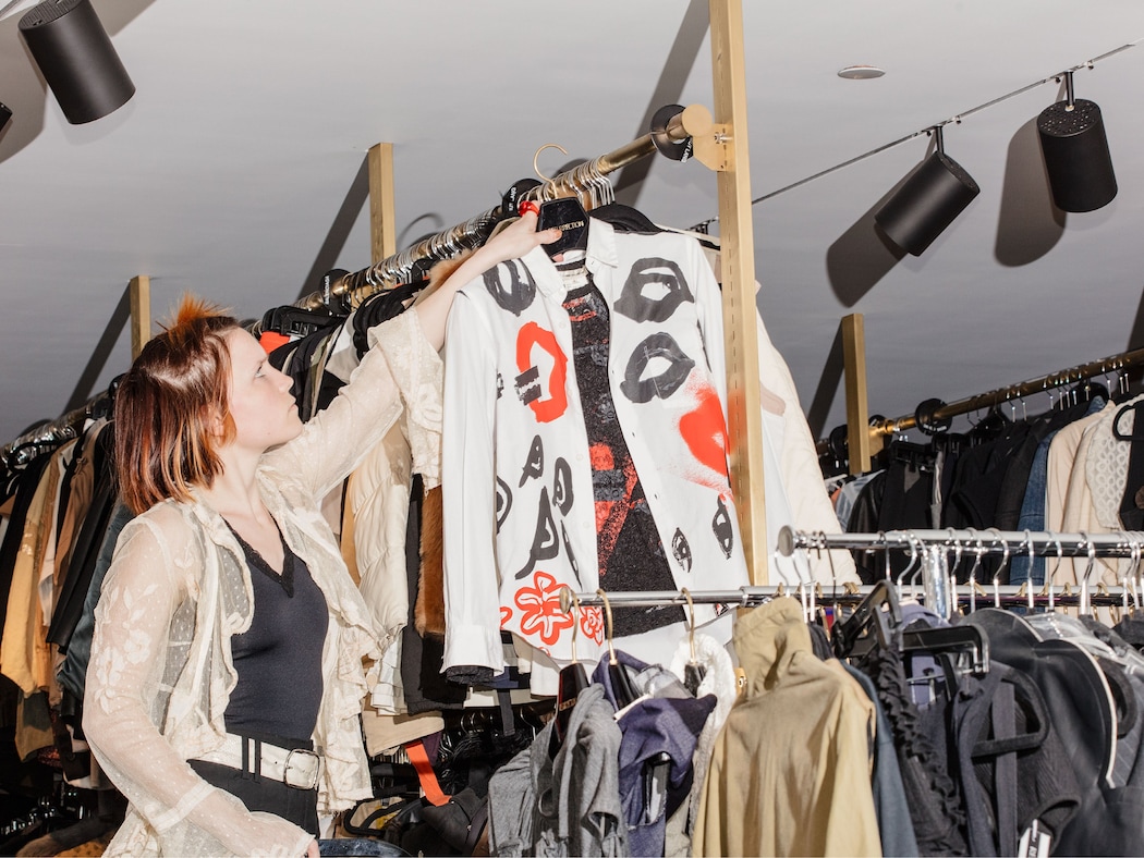 ボトムスその他 × ヴィンテージ(中古) COMME des GARCONS COMME des GARCONS 2001124D0110 Inside the N.Y. Vintage Store Selling Rare Comme des Garçons