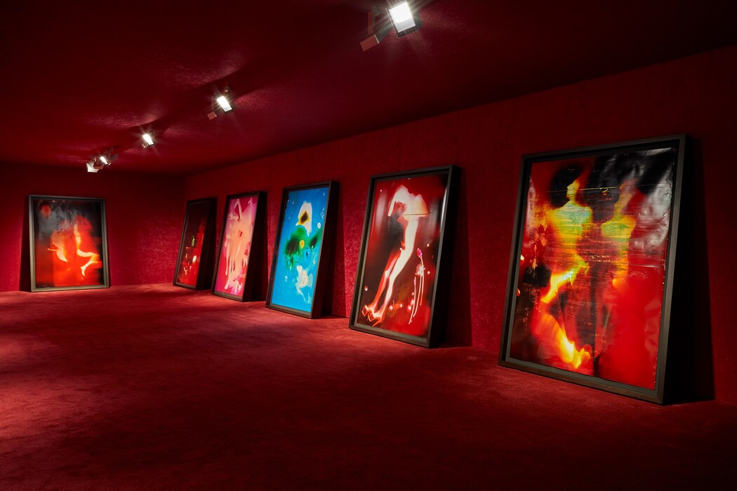 アート・デザイン・音楽 IRAN(HARLEY WEIR) Martin Parr Foundation – Iran (SIGNED)
