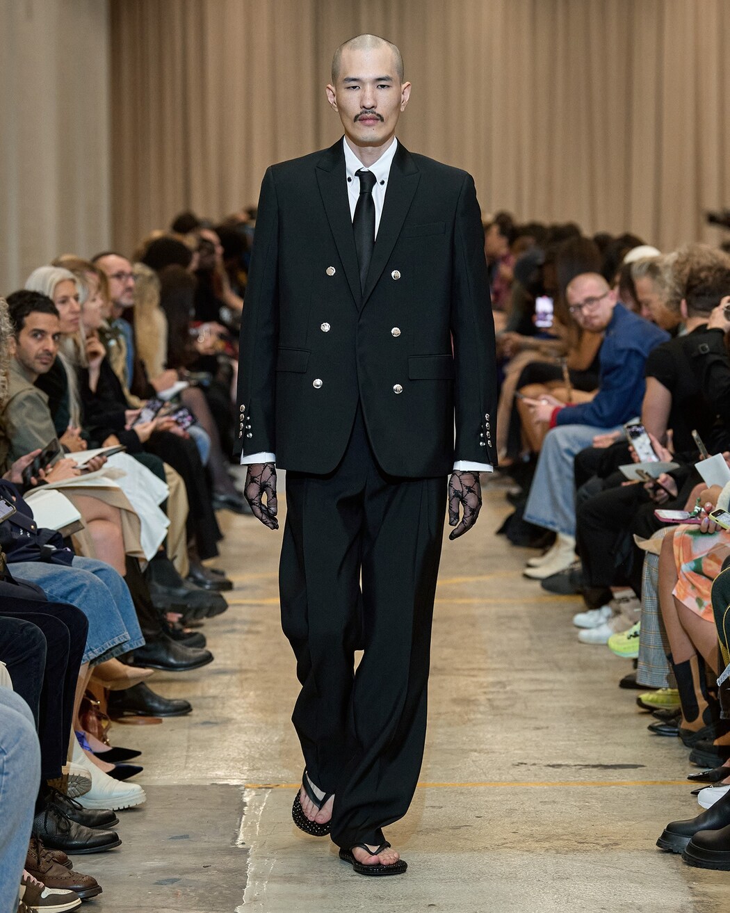 Goths on the Beach” Inspire Riccardo Tisci's Last Burberry Show
