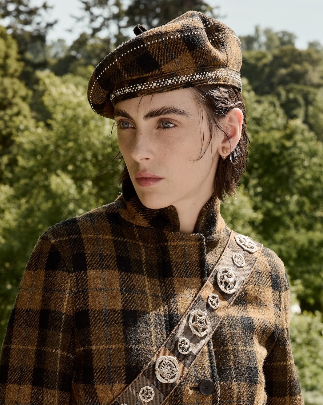 まとめ売り Dior ETVOS MARY QUANT How Mary, Queen of Scots Inspired Dior's Cruise Show | AnOther