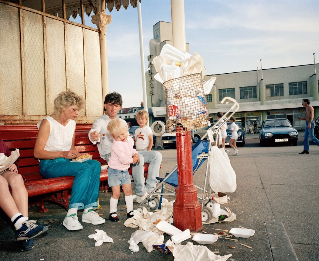 MARTIN PARR/WE LOVE BRITAIN! Martin Parr - We Love Britain