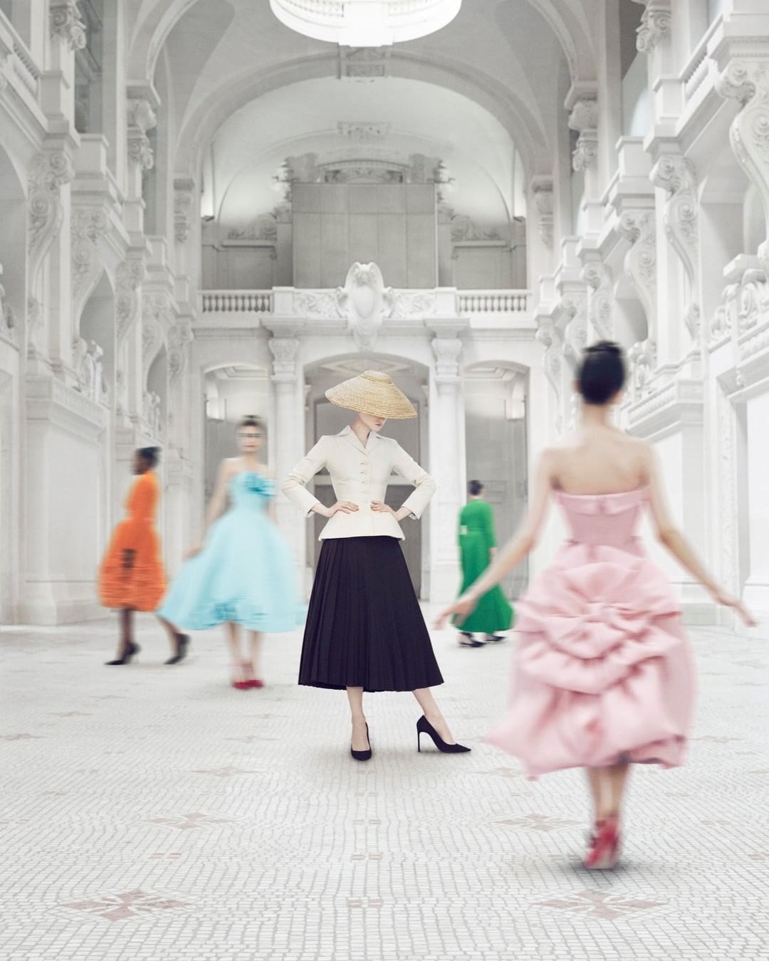 vrede Email schrijven weekend You Can Now See Dior's 'Designer of Dreams' Exhibition From Home | AnOther