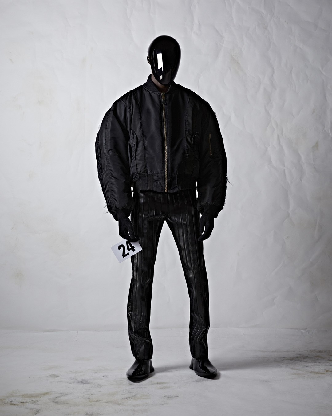 BALENCIAGA 51 COUTURE LOOK 24_MOMO NDIAYE