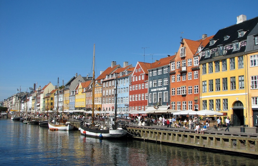 Nyhavn,_Copenhagen
