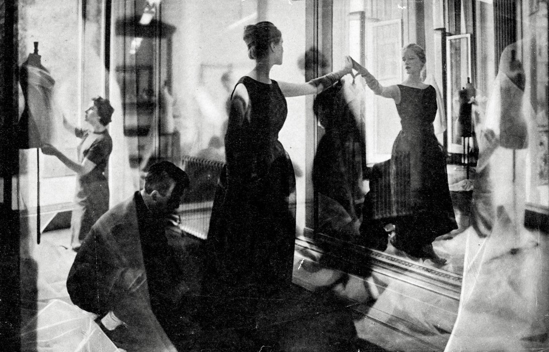 1950s_RCAFashionFitting