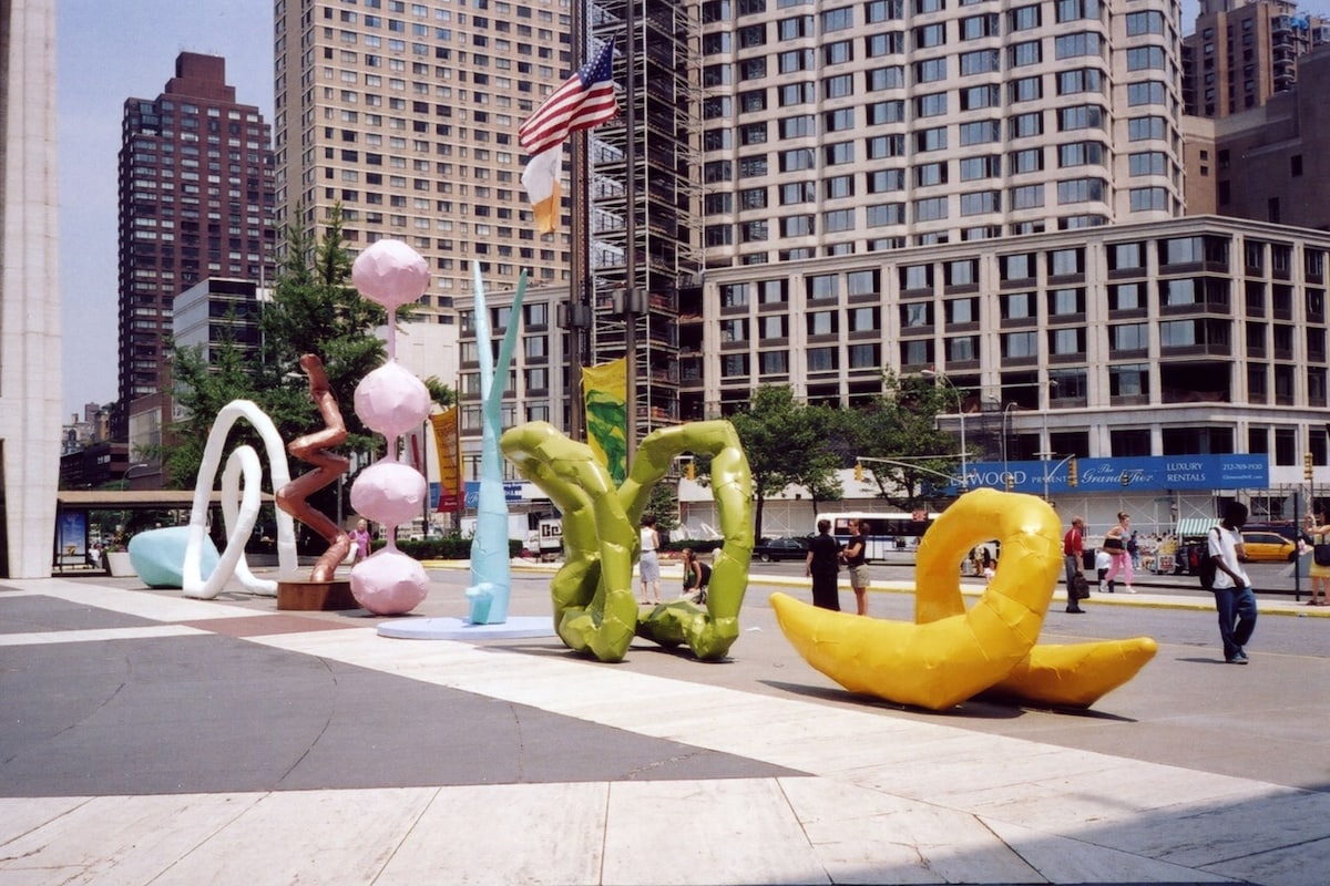 アート・デザイン・音楽 FRANZ WEST | Tate 2019 How YBA Art Legend Sarah Lucas Helped Design the Tate's