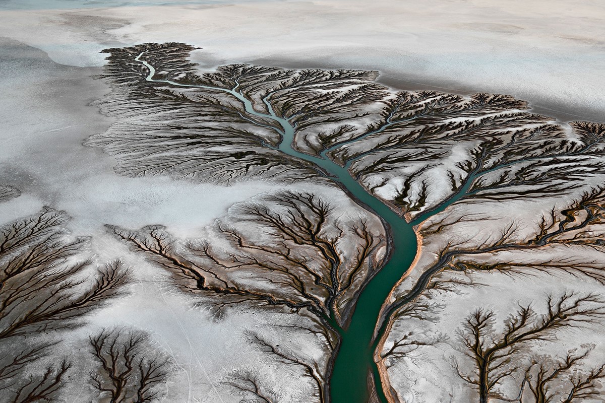 Edward Burtynsky – The Human Signature – Considering Art