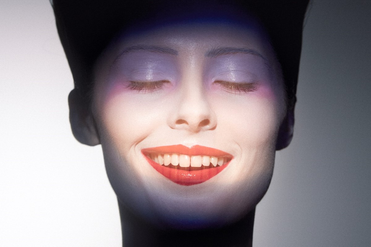 Sallon Jonida  Louis Vuitton inspired makeup tutorial