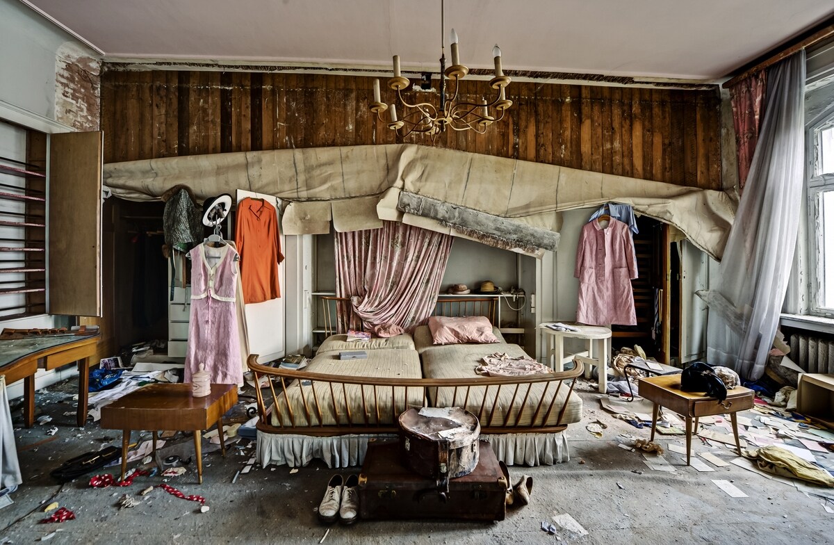 From States of Decay