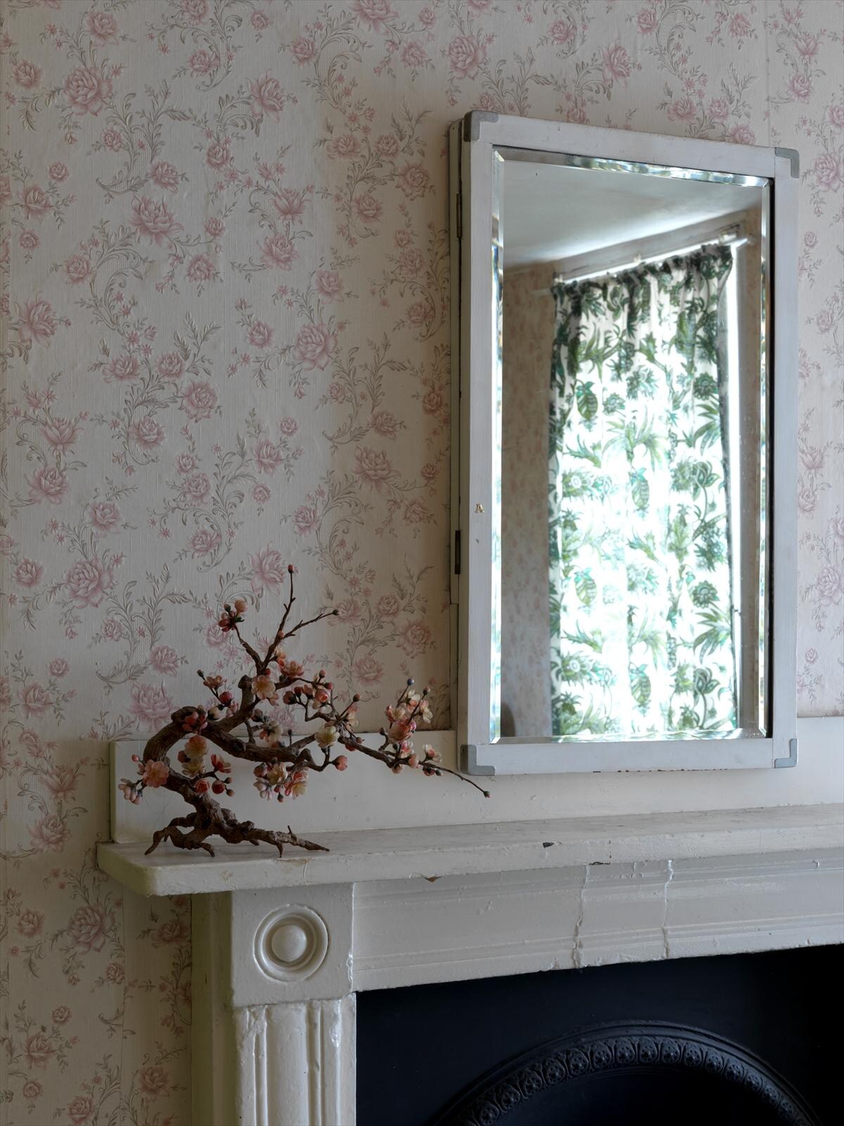 Yes, these Eyes are the Windows, 2014, Saskia Olde Wolbers