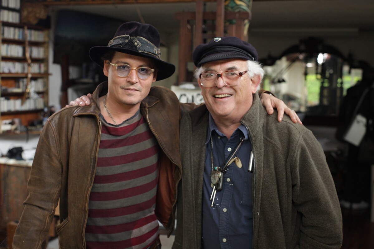 Johnny Depp &amp; Ralph Steadman in Ralph&#39;s studio