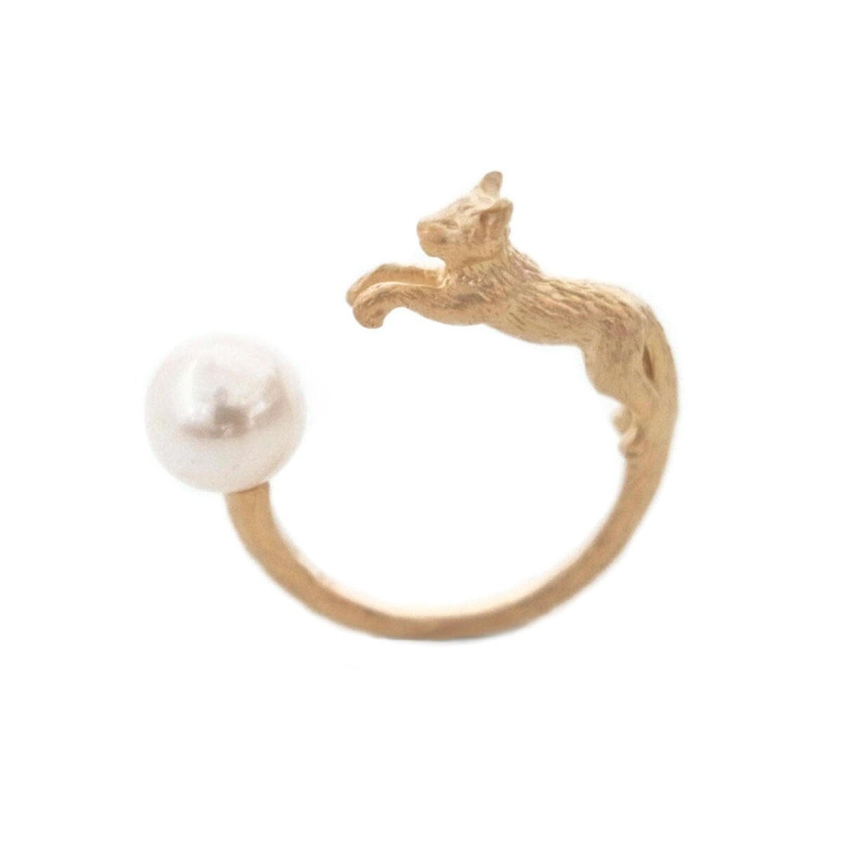 Cat and Pearl Ring