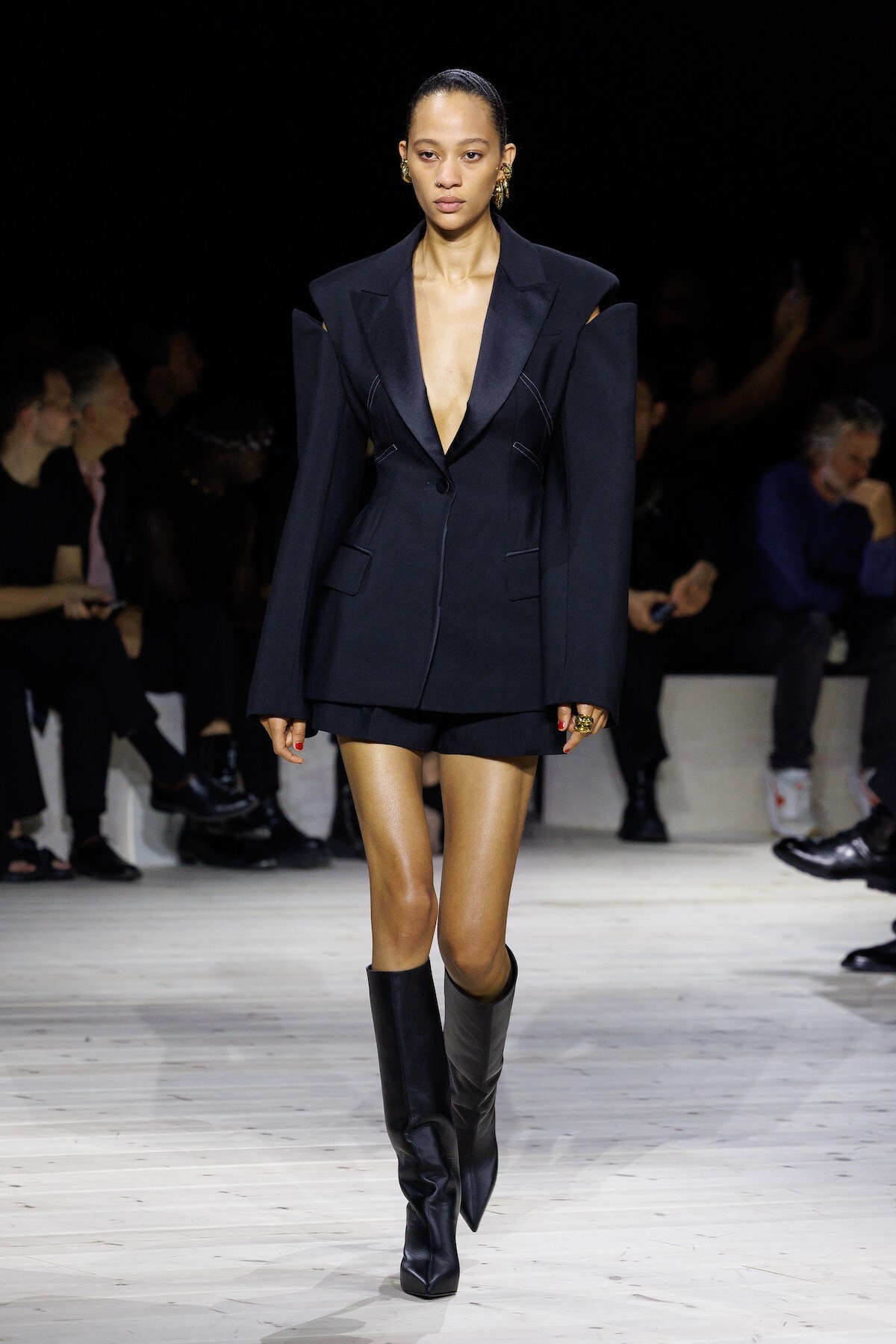 Alexander McQueen Spring/Summer 2024 Womenswear