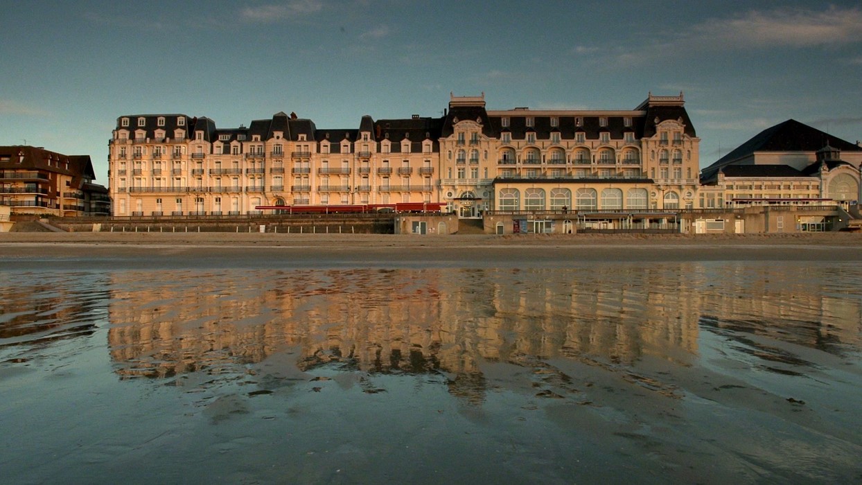 The hotel229203
