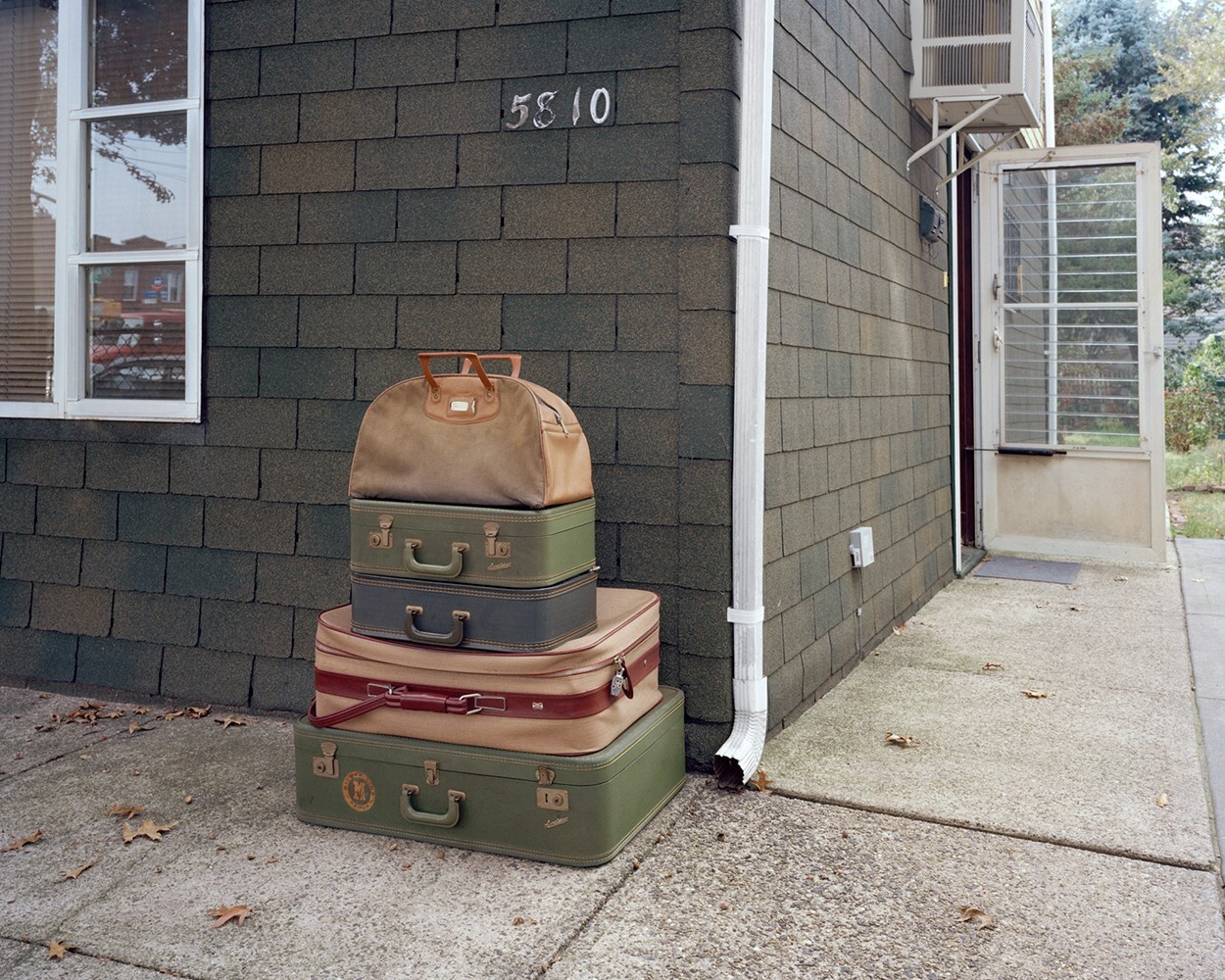 1. 11_andreatese_inheritance_luggage