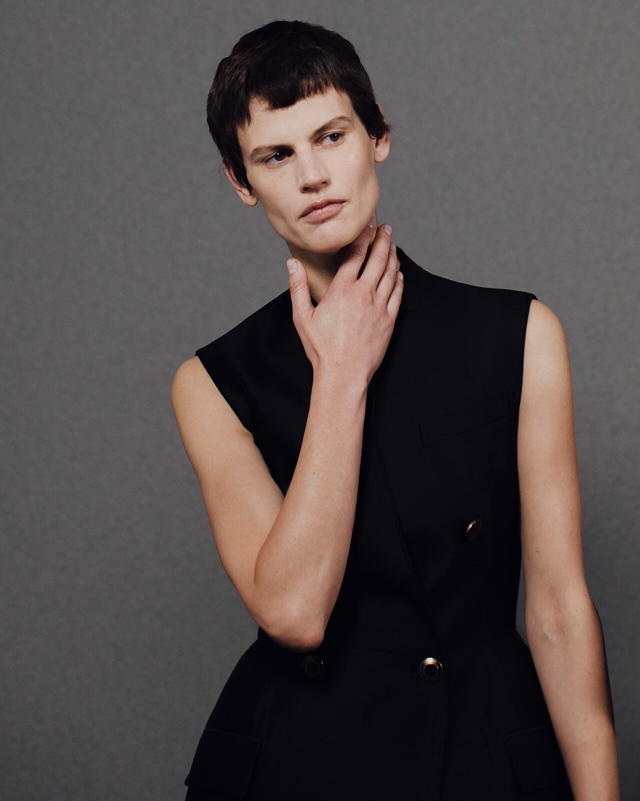 Givenchy Clare Waight Keller 90s Spring/Summer 2020 Paris