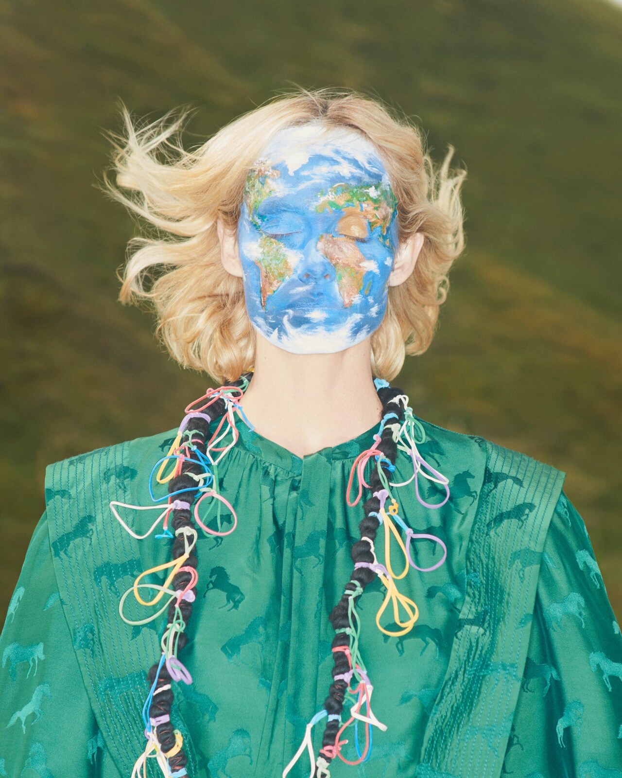 Amber Valletta in the Stella McCartney Autumn/Winter 2019 ca