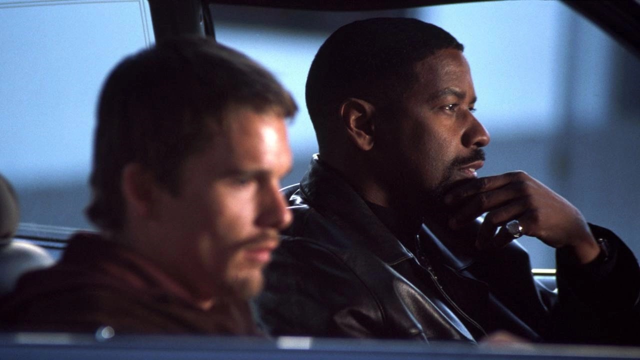 Ethan Hawke and Denzel Washington in Training Day, 2001