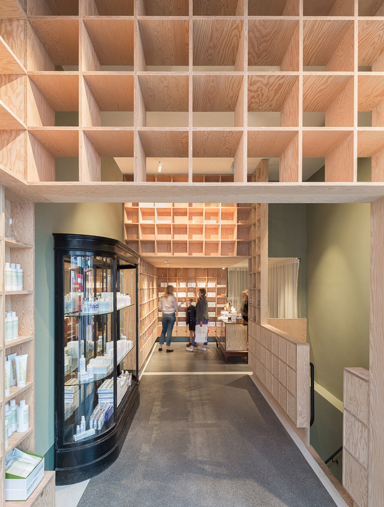 Malin+Goetz-Upper2
