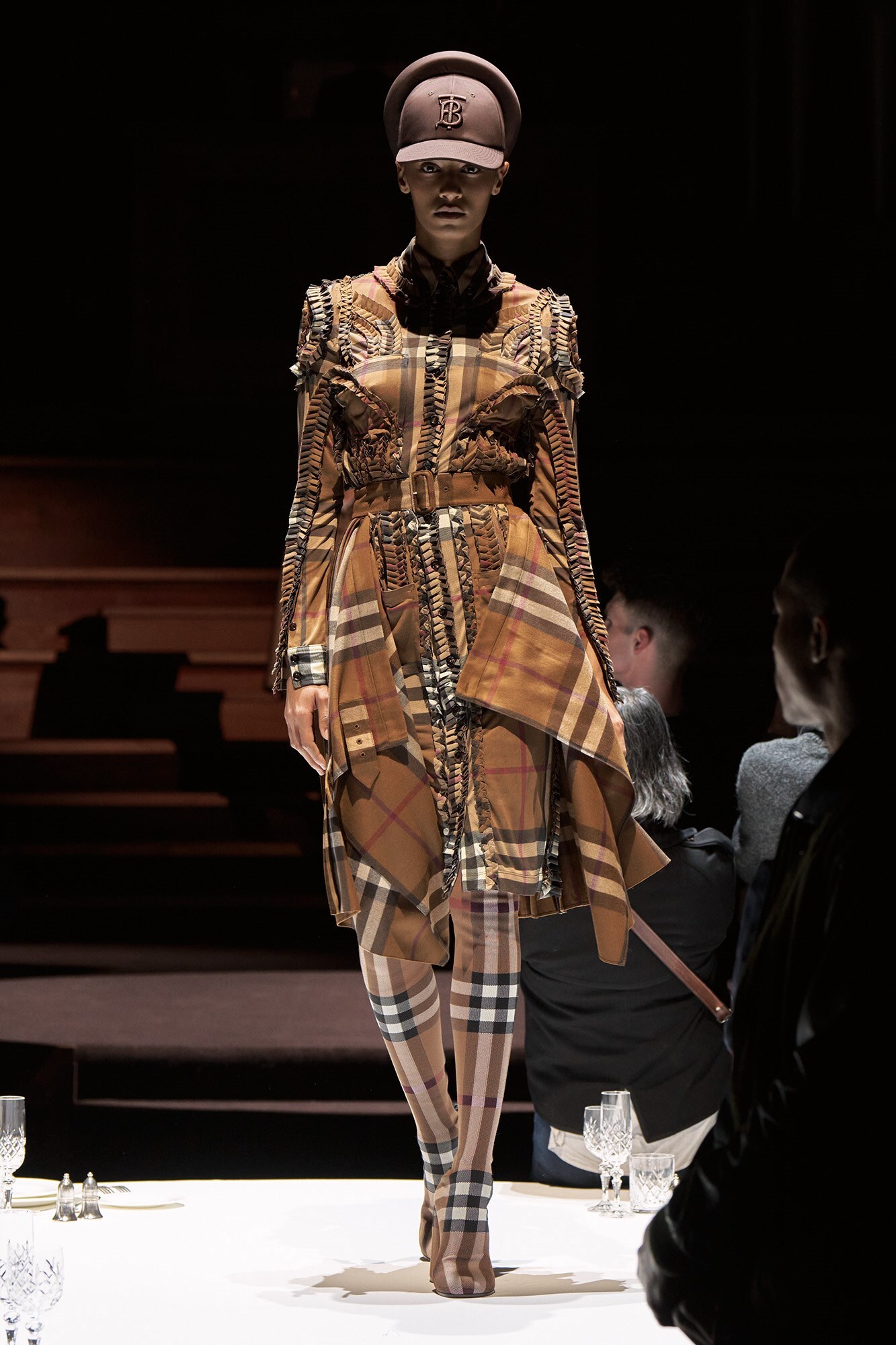Burberry Autumn_Winter 2022 Womenswear Collection 