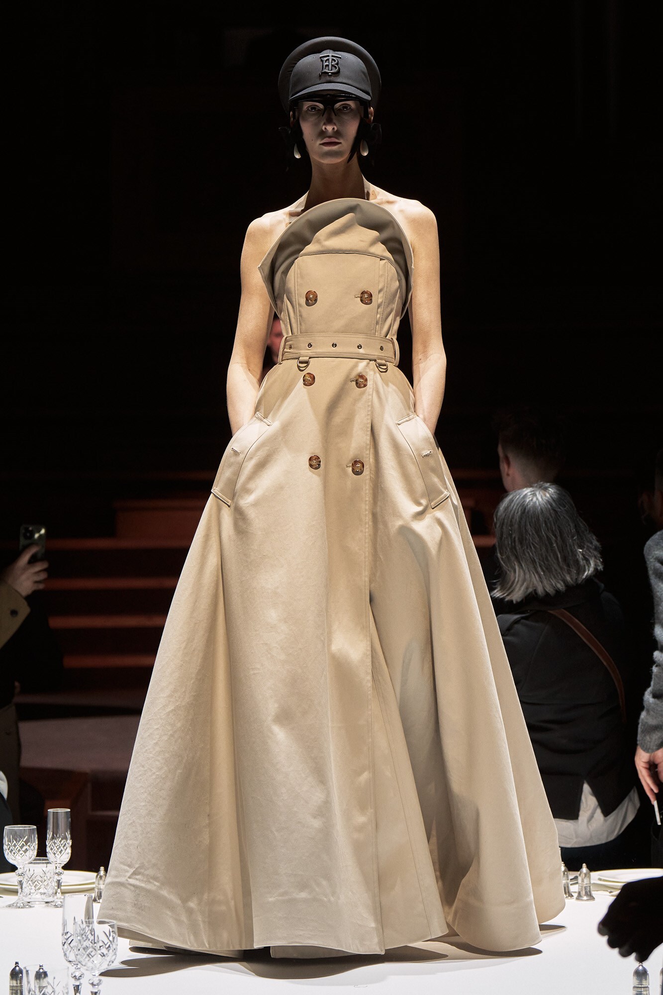 Burberry Autumn_Winter 2022 Womenswear Collection 
