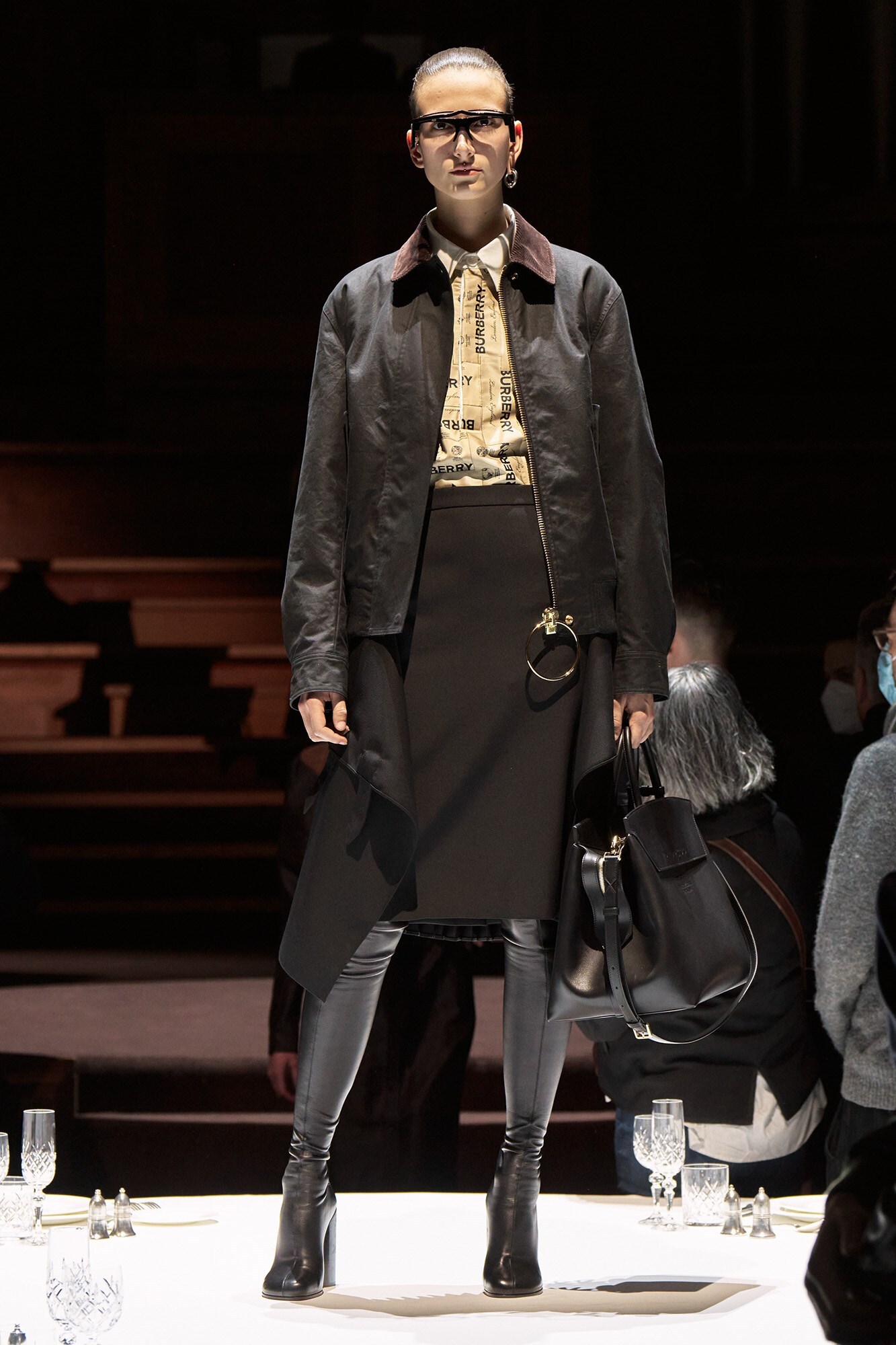 Burberry Autumn_Winter 2022 Womenswear Collection 