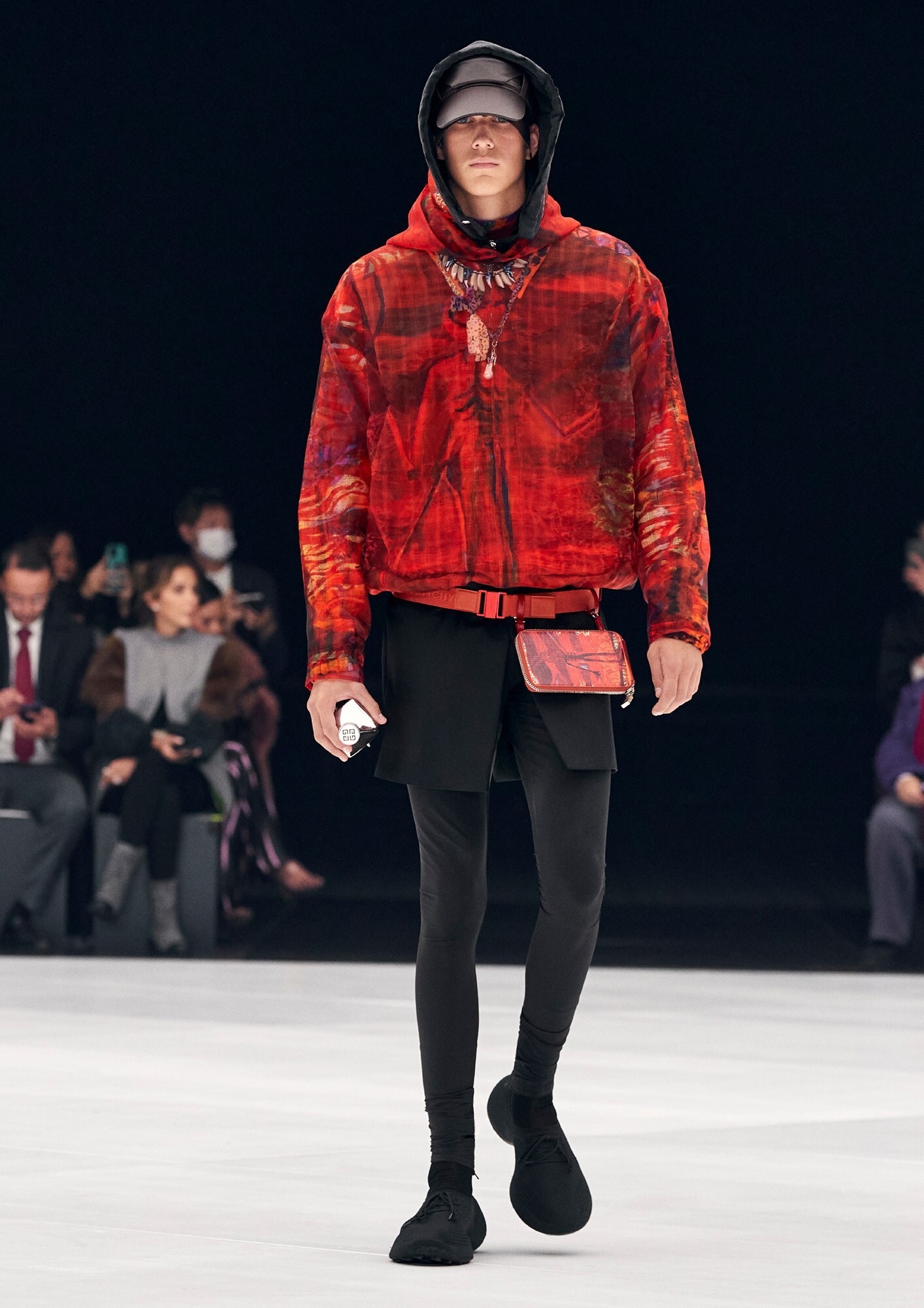 Givenchy Spring/Summer 2022 SS22