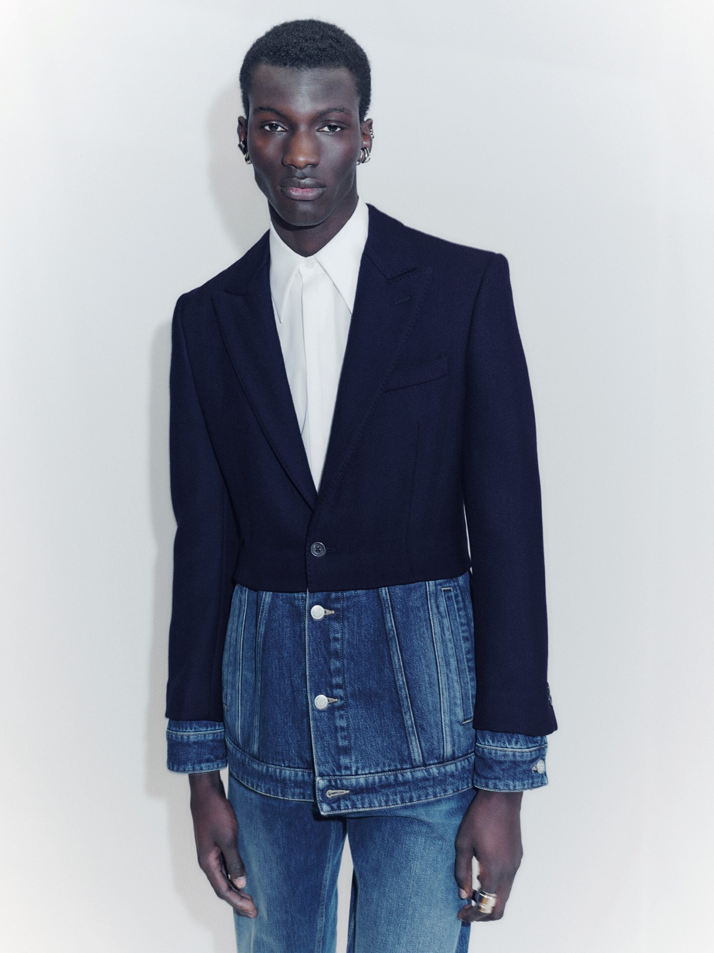 AMQ_AW21-M-02-1
