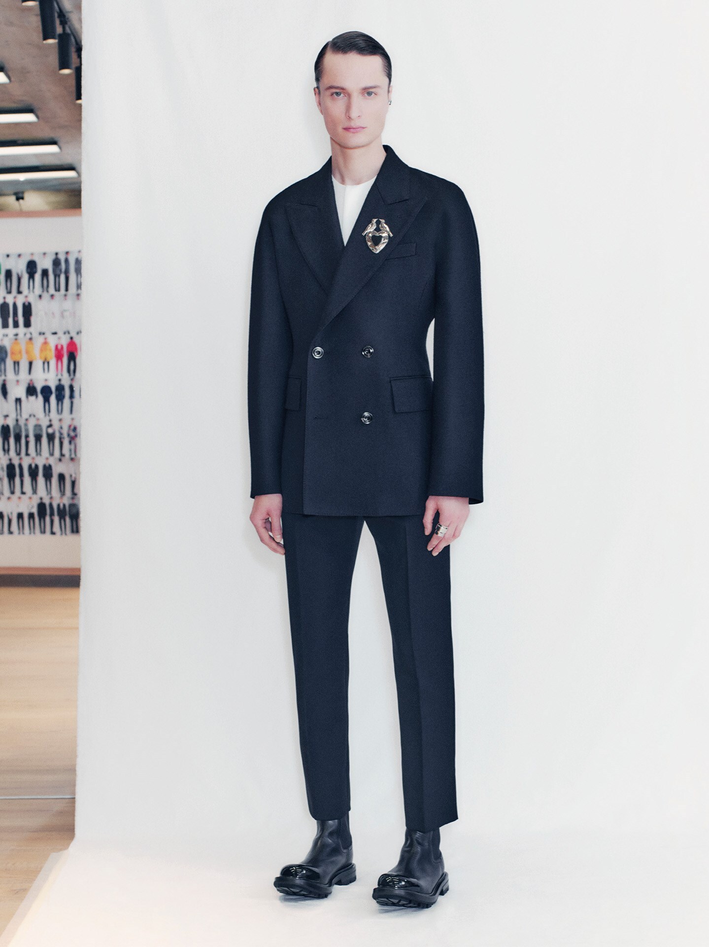 AMQ_AW21-M-03-2