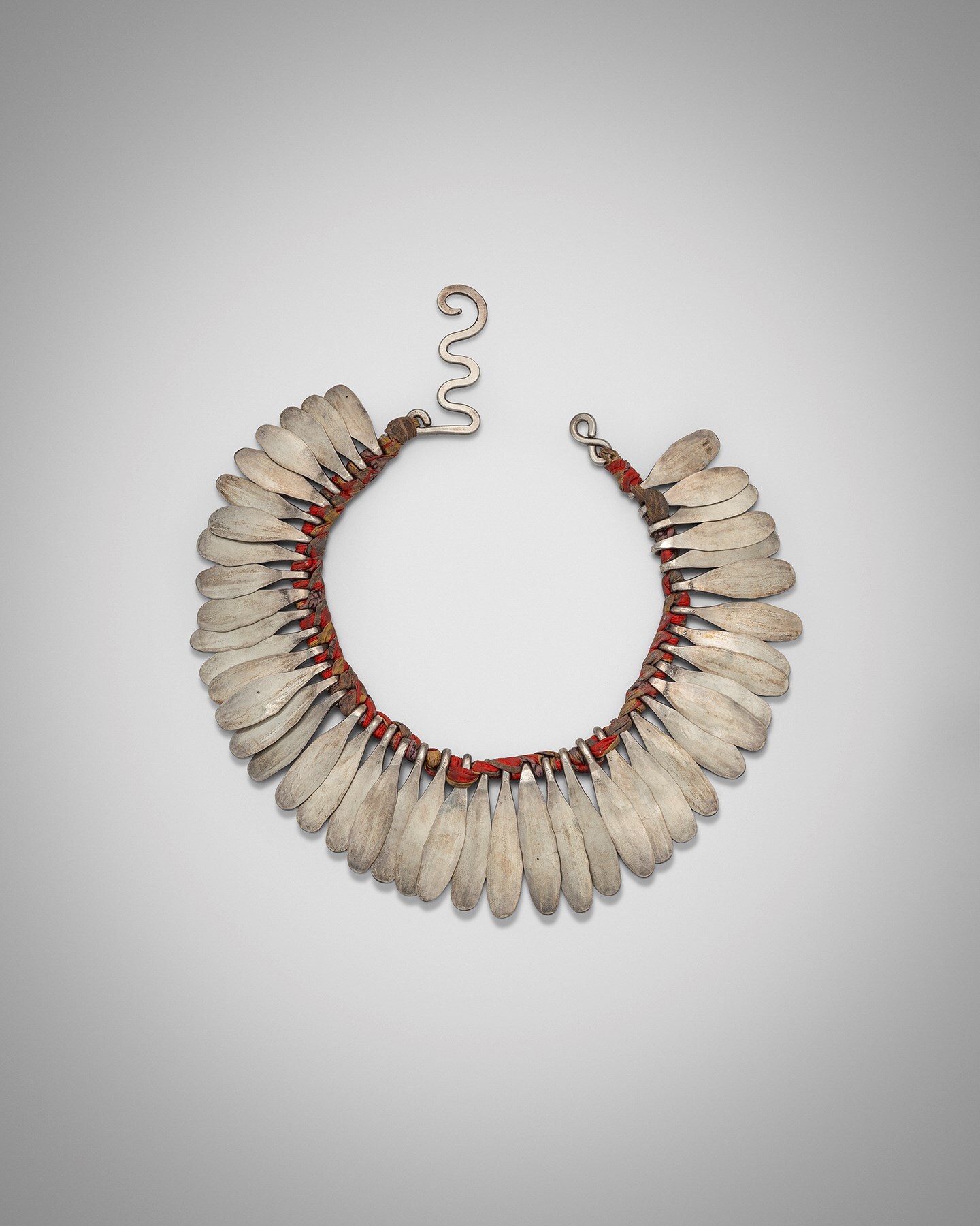 Alexander Calder, Silver and Cloth Necklace, c.194