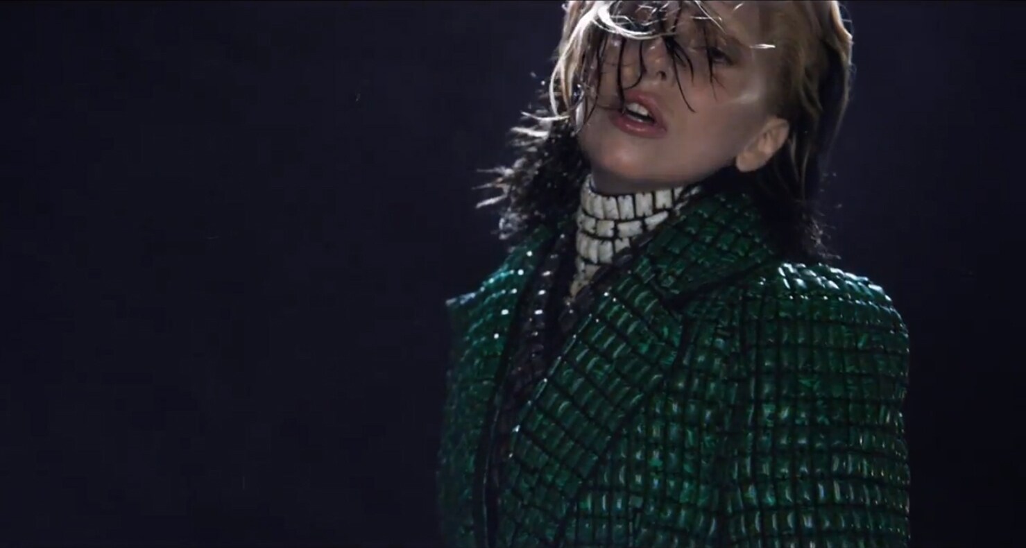 Applause by Lady Gaga, directed by Inez Van Lamsweerde and V
