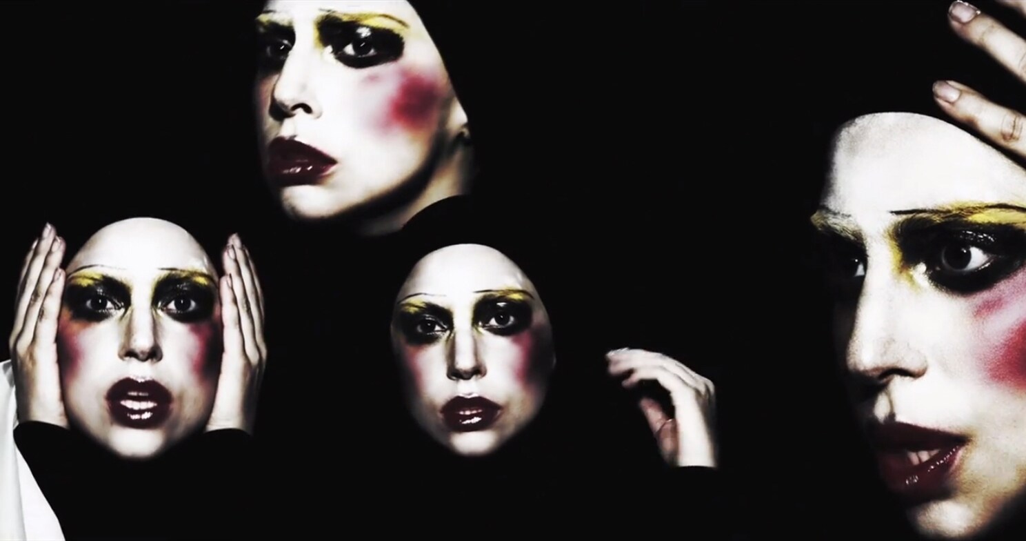 Applause by Lady Gaga, directed by Inez Van Lamsweerde and V